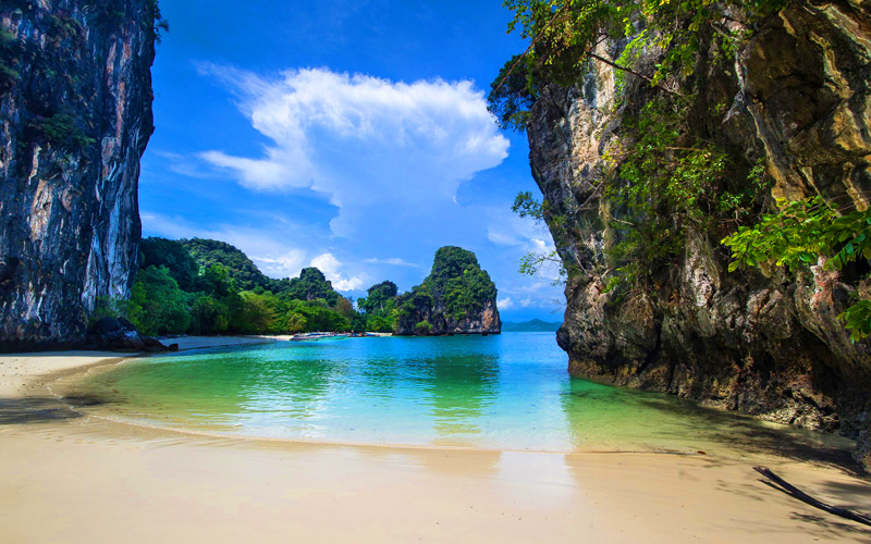 hong-beach-krabi-thailand