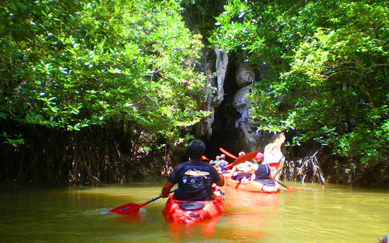 kayaking-borthor-krabi