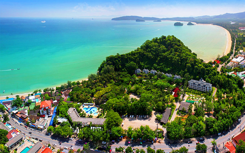 หาดอ่าวนาง และ หาดนพรัตน์ธาราในมุมสูง